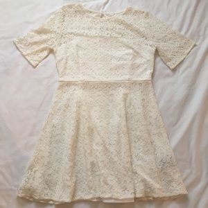 LuLu’s Lace Off White Dress- Never Worn- Size L